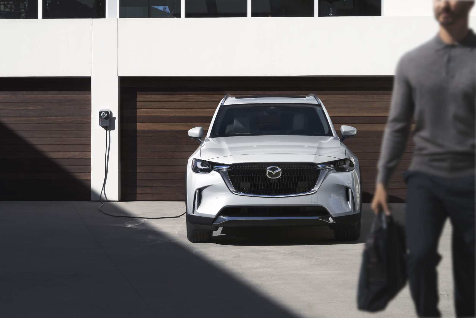 5 raisons de choisir le Mazda CX-90 PHEV 2024