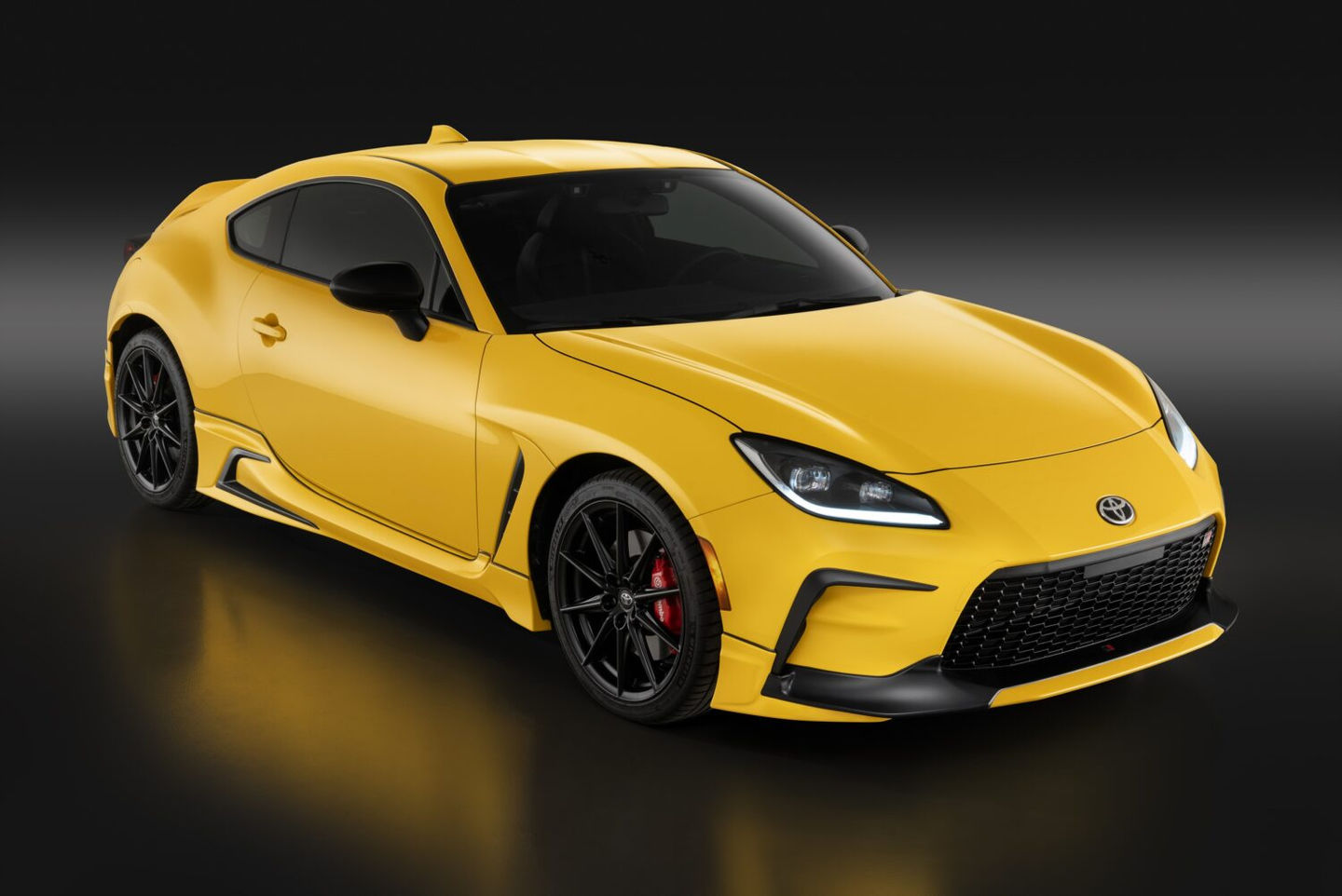 Toyota GR86 2026: le jaune est à l'honneur