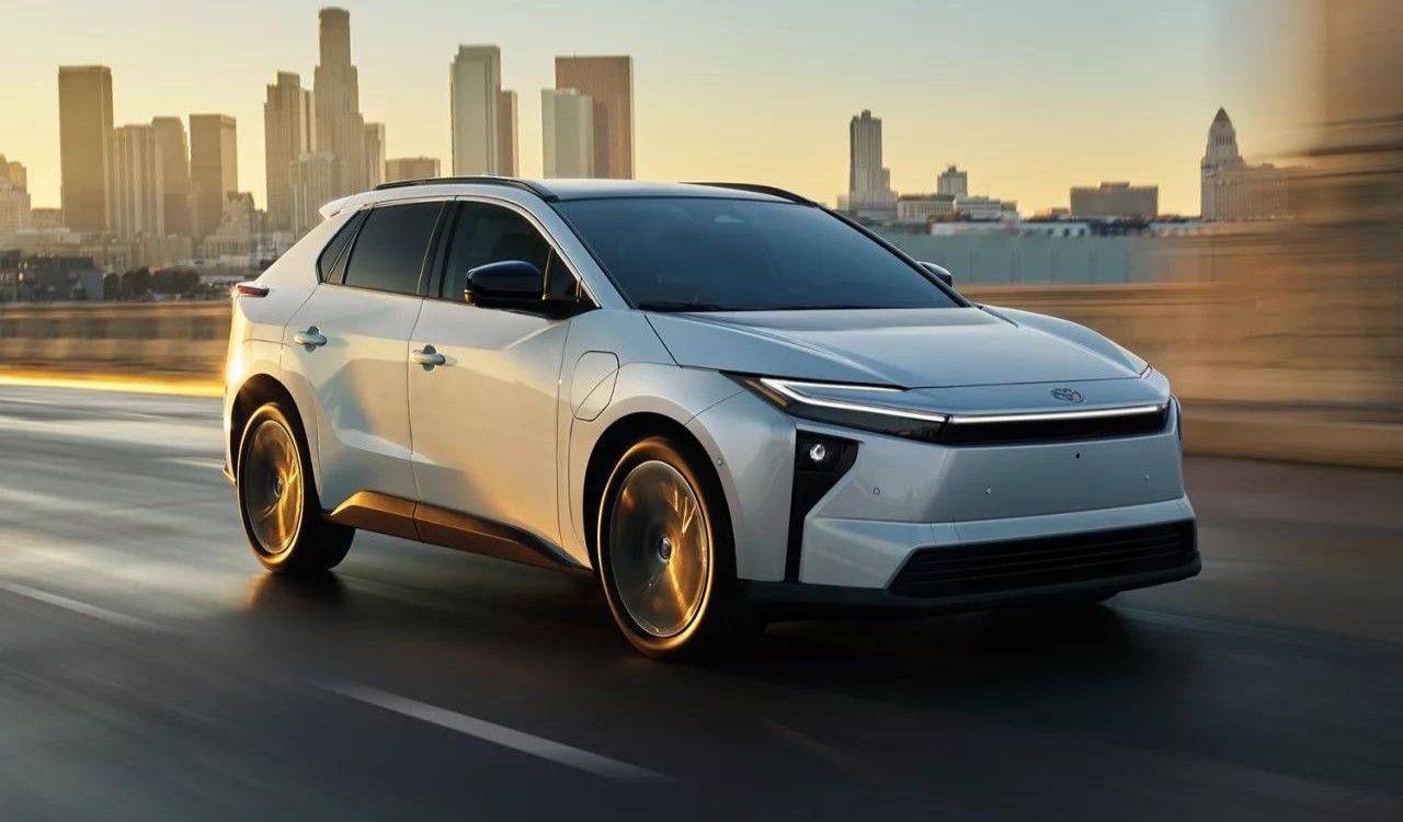 Toyota bZ électrique : Prix et fiche technique 2026