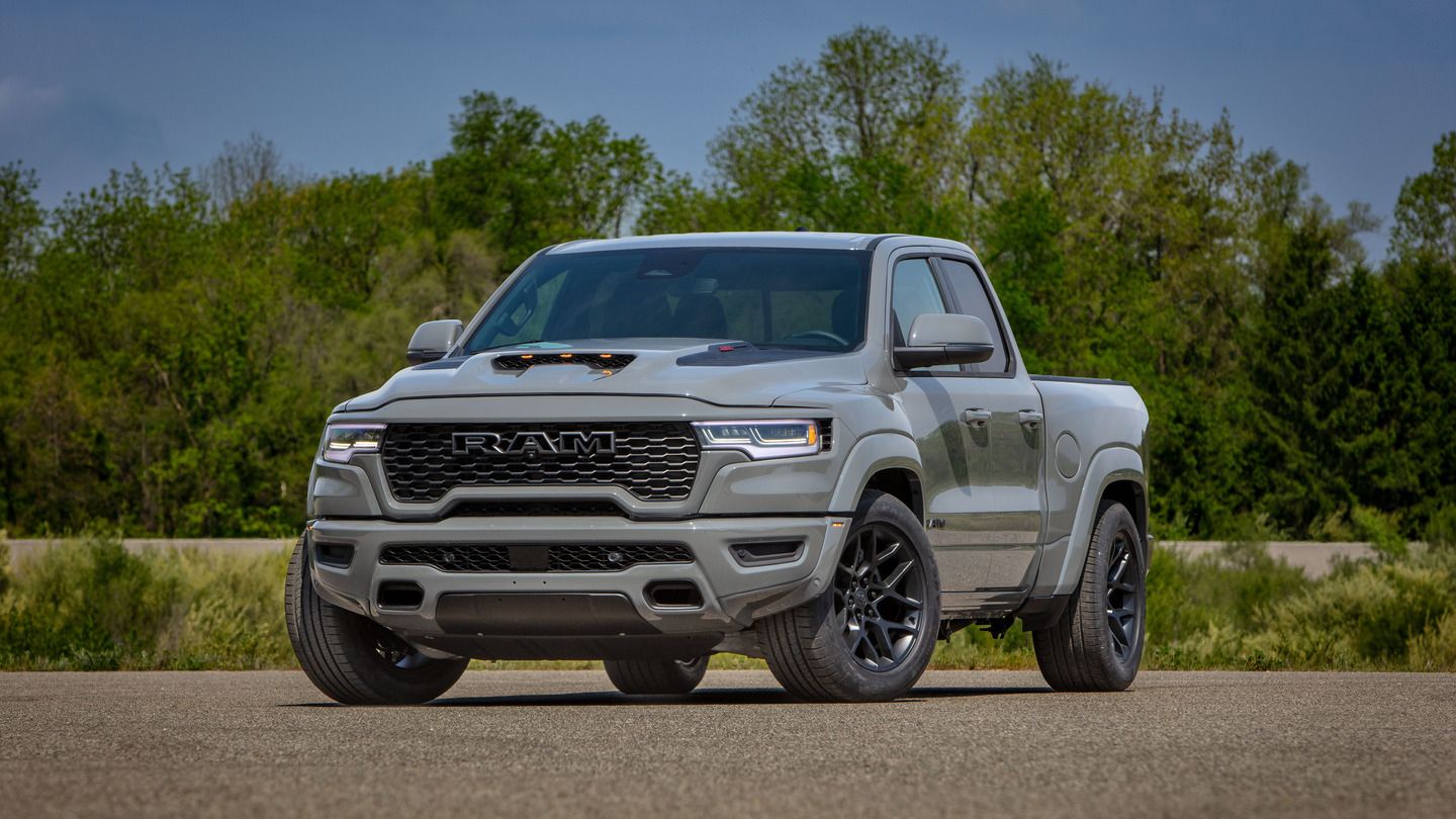 Ram 1500 Rumble Bee 2027 : le lancement d'un tout nouveau sous-segment de camionnettes de performance