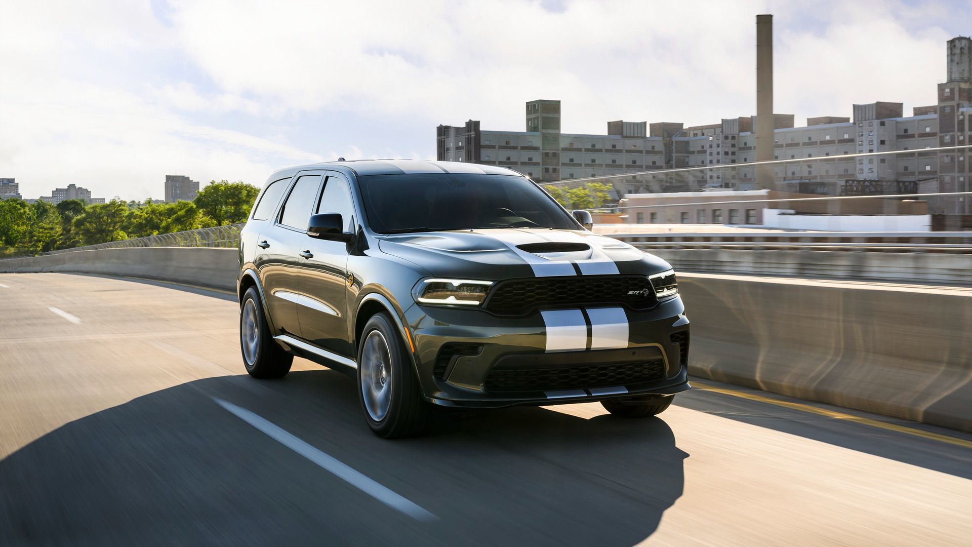 From SXT to SRT Hellcat: How the 2027 Dodge Durango Towing Lineup Stacks Up