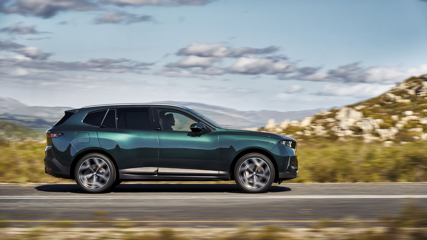 BMW X5 xDrive40i ou xDrive50e : votre accès à une borne fait la différence