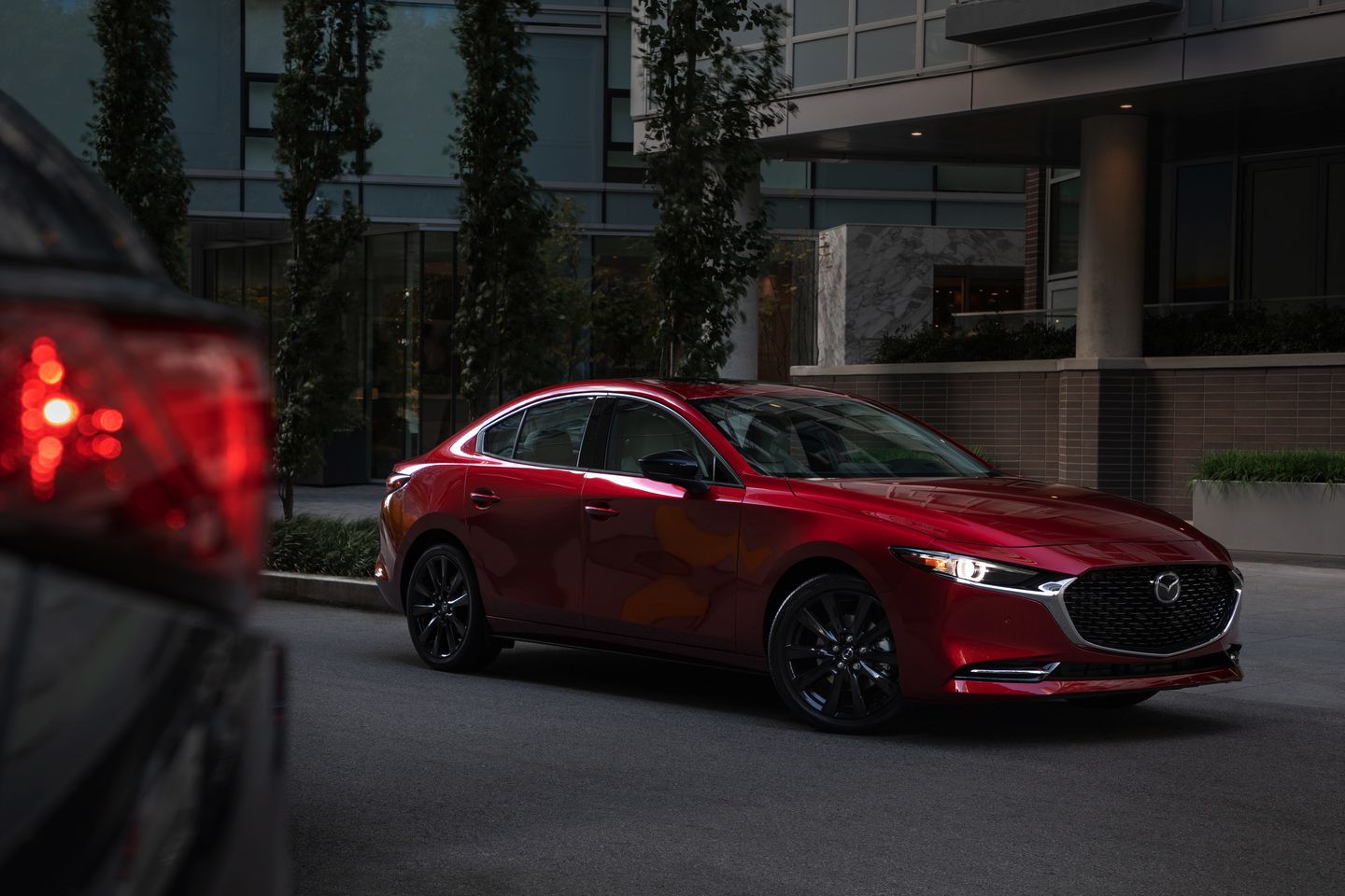Le Private eCall de la Mazda3 2026 appelle-t-il automatiquement du secours après un accident?
