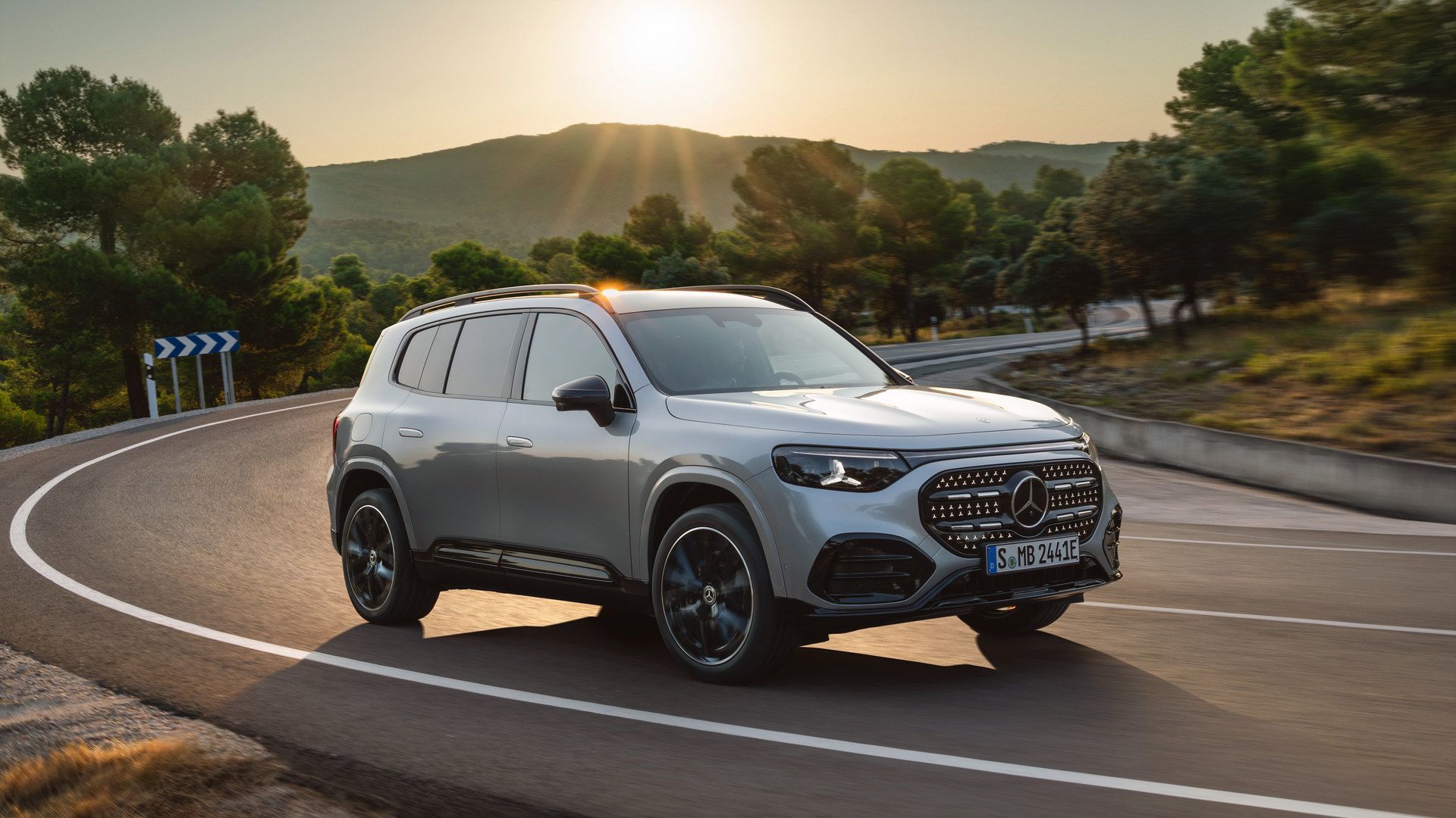 Can the 2027 Mercedes-Benz GLB 250+ With EQ Technology Cover 542 km on One Charge?