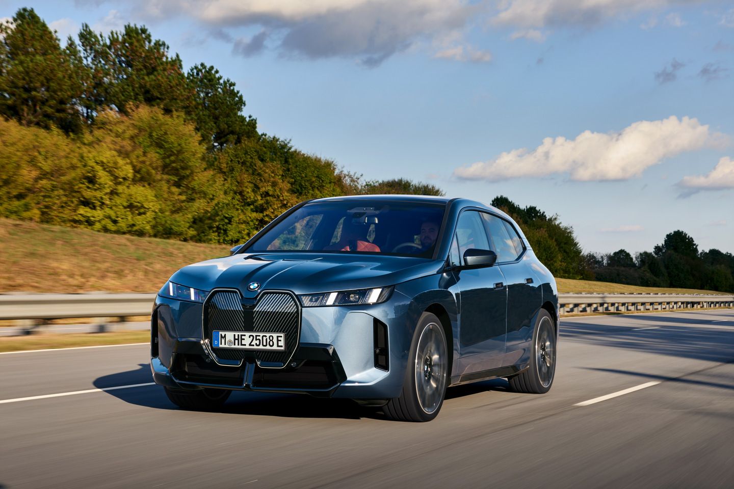 xDrive45, xDrive60 ou M70 xDrive : comment choisir votre BMW iX 2026