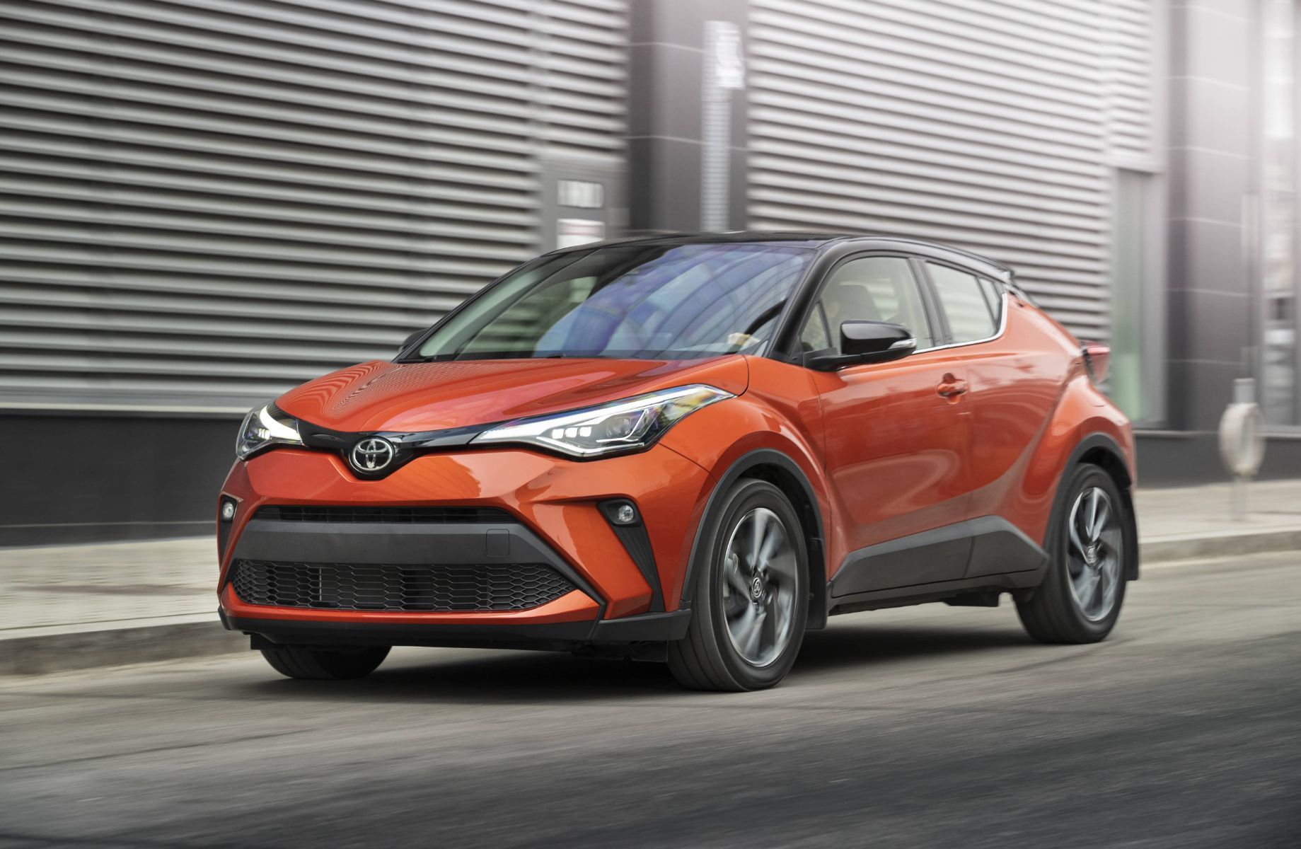 SUV Duel: 2020 Hyundai Kona and the 2020 Toyota C-HR