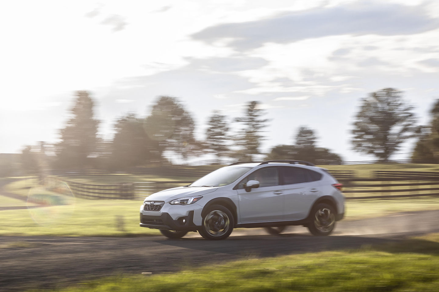 Grenier Automobile in Terrebonne 2022 Subaru Crosstrek vs. 2022 Kia