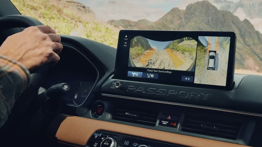 Vue rapprochée sur l'écran tactile du Nouveau Honda Passeport 2026.