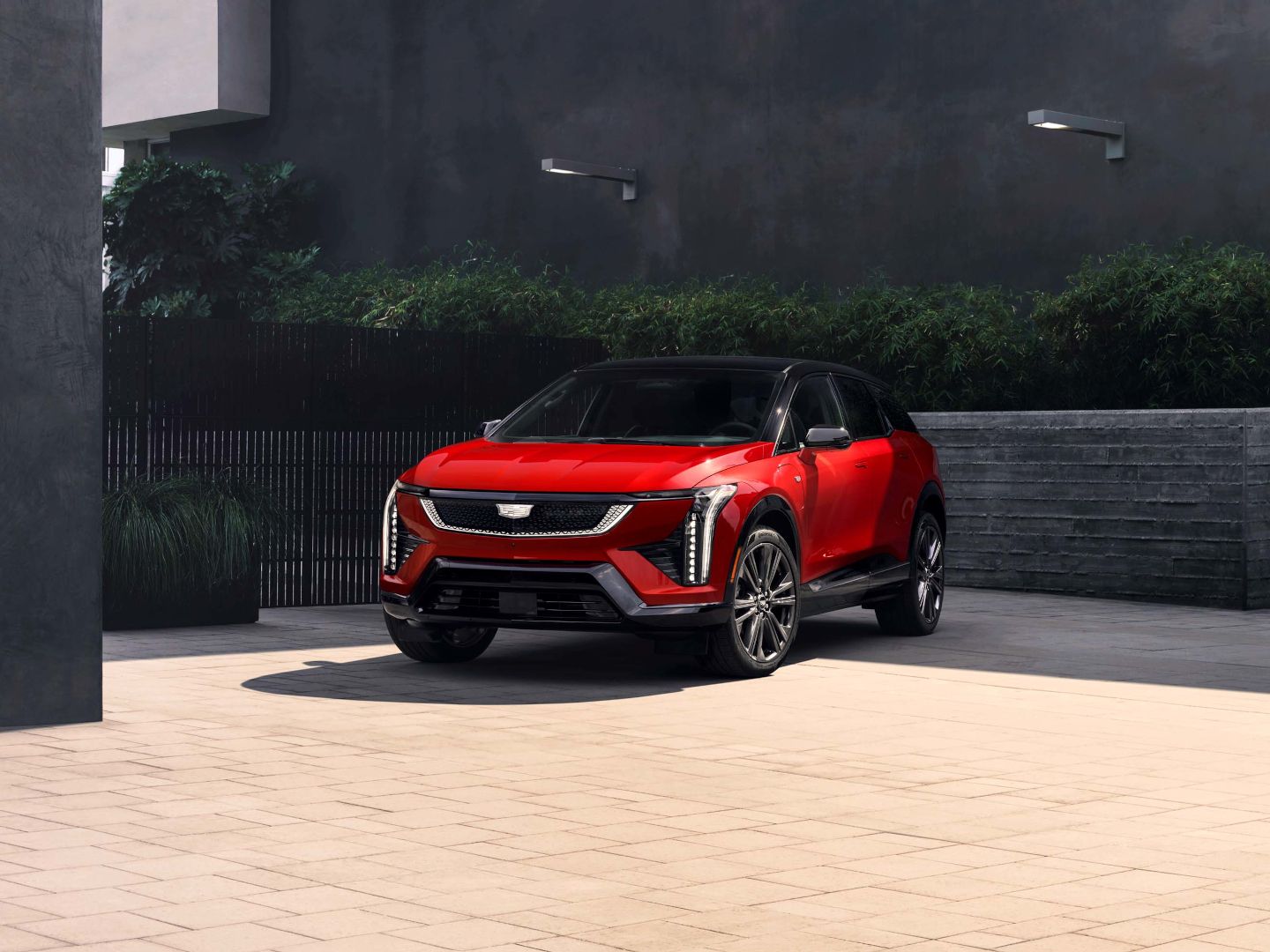 How Far Does Each 2027 Cadillac Optiq Go on a Full Charge, From Rear-Drive Luxury to AWD Premium Sport?
