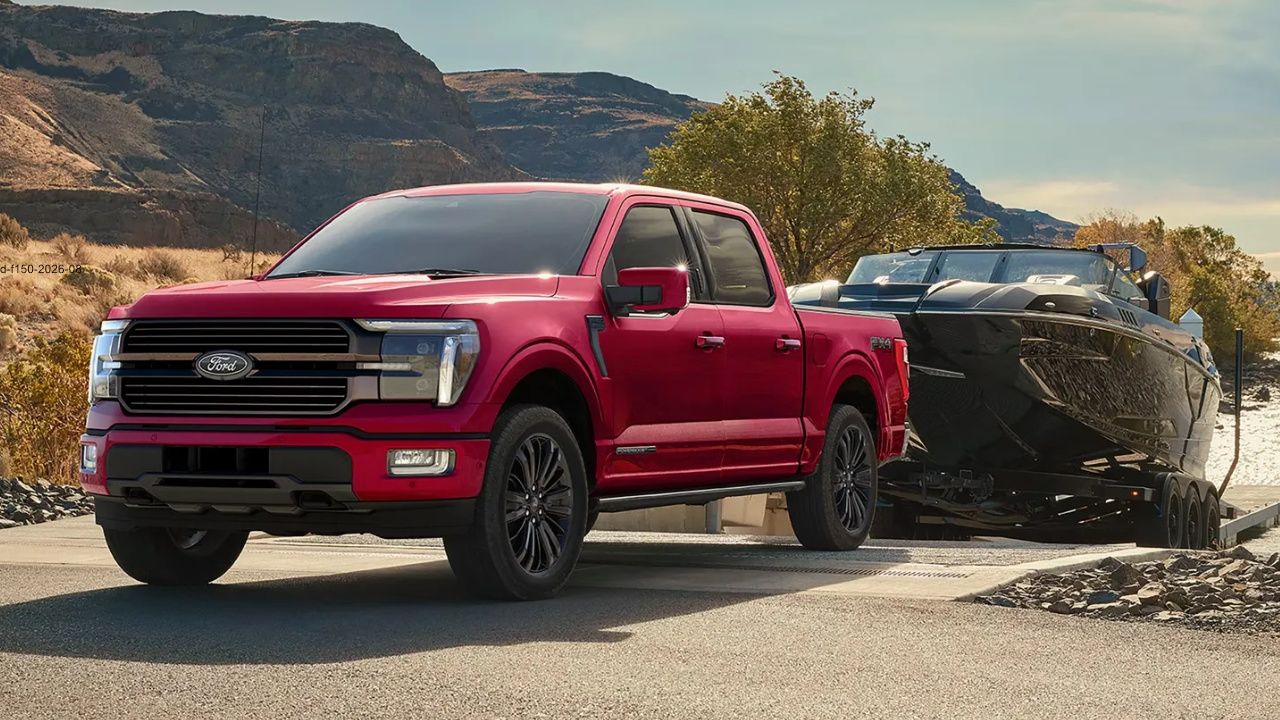 vue latérale avant d'un camion Ford F-150 2026