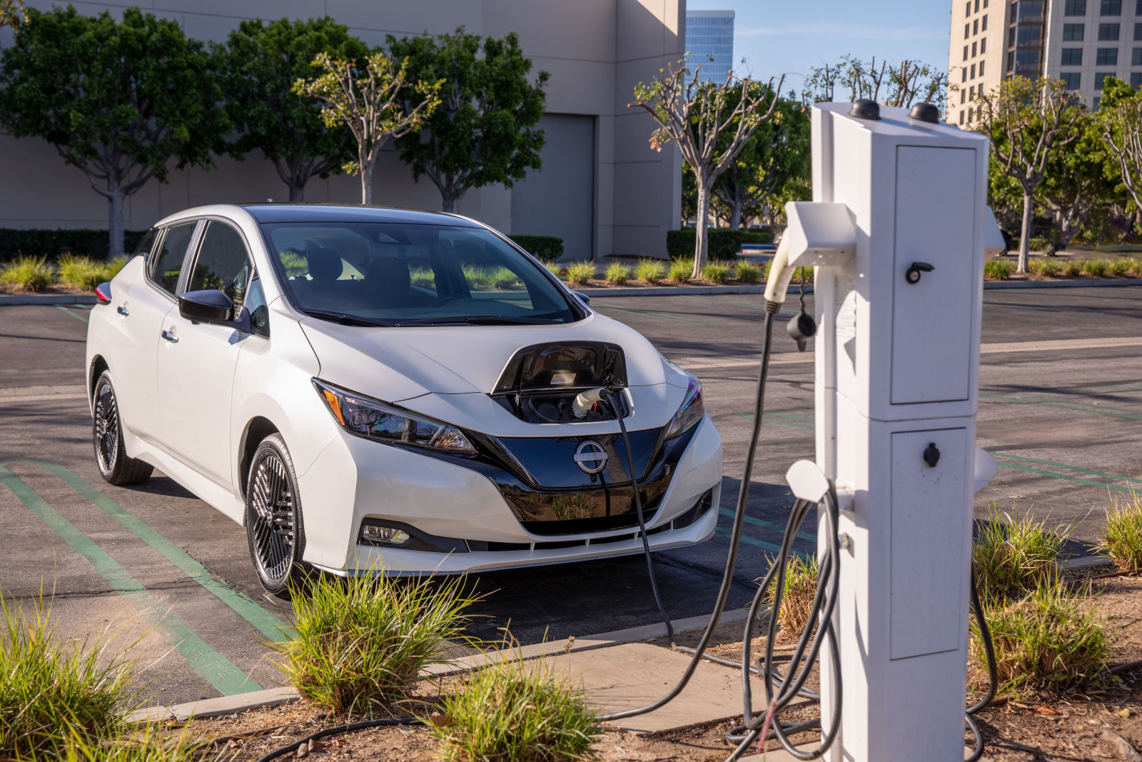 Nissan Leaf 2025: une voiture électrique à considérer