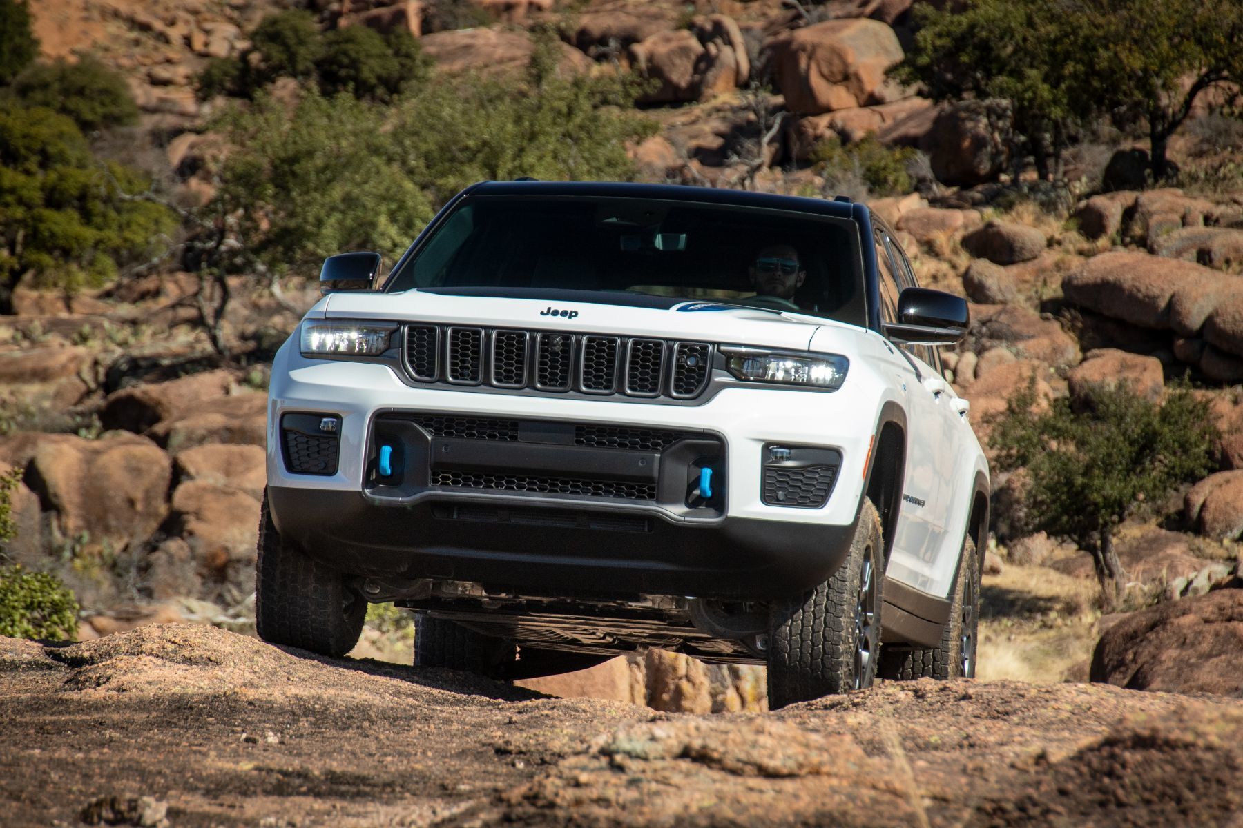 10 éléments qui vont te surprendre dans le Jeep Grand Cherokee 4xe 2024