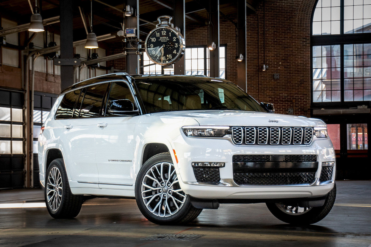 Jeep Grand Cherokee L 2025 : le confort haut de gamme à trois rangées rencontre les capacités légendaires de Jeep