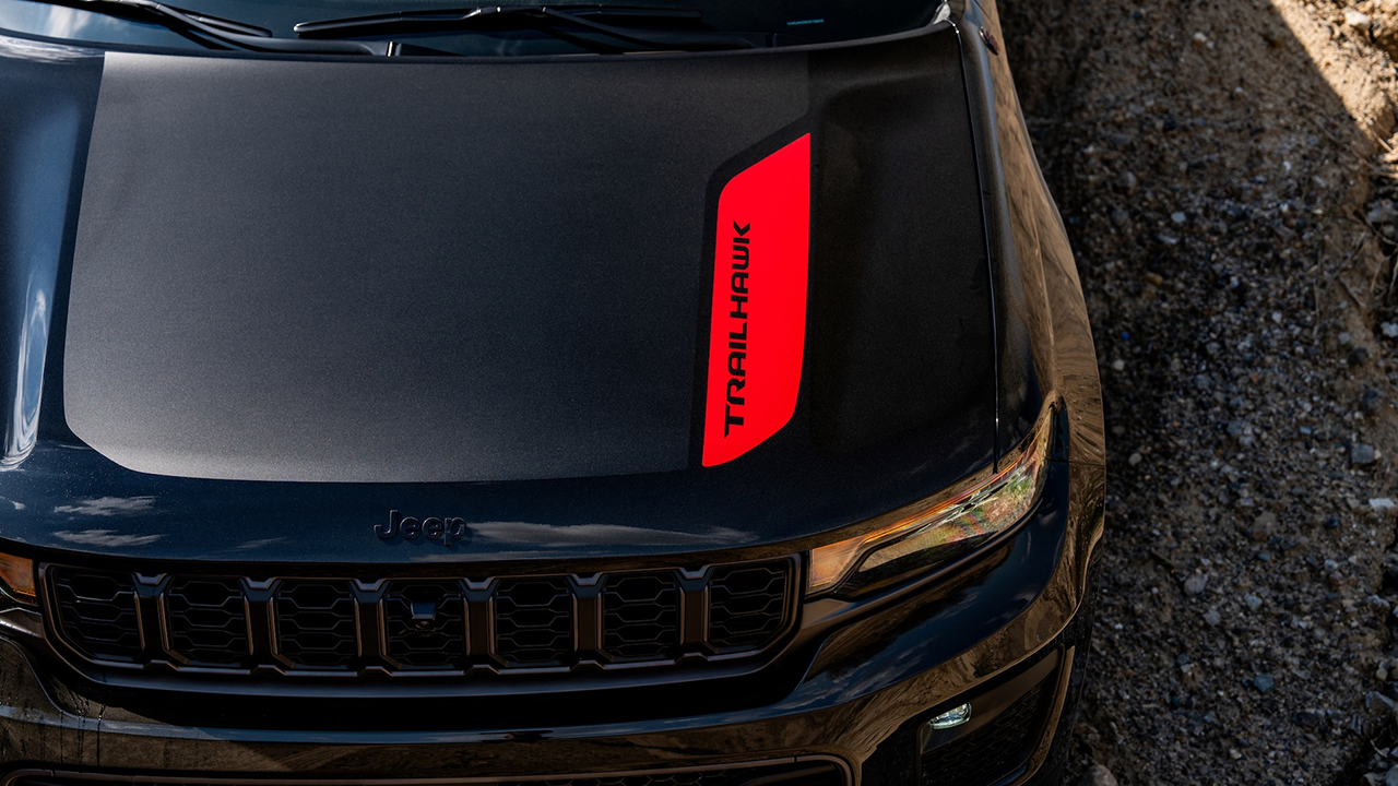 Close-up view of the hood of the 2027 Jeep Grand Cherokee