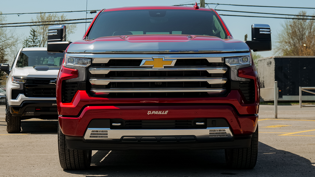 Front view of the 2026 Chevrolet Silverado High Country, ready to go