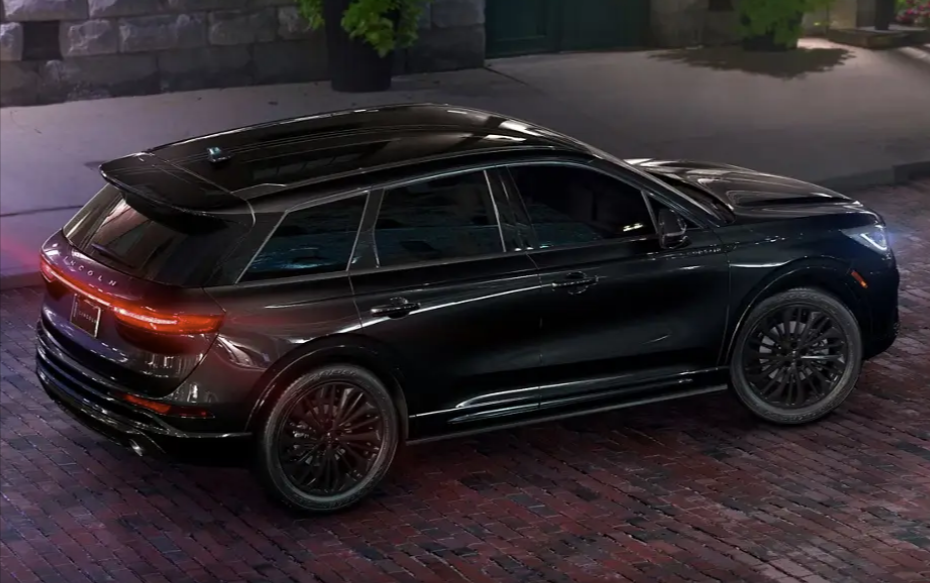 Refined, Not Reinvented: What’s New in the 2026 Lincoln Corsair