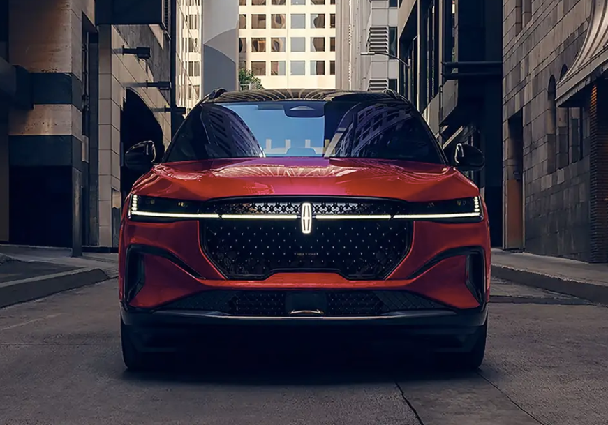 2025 vs. 2026 Lincoln Nautilus: Same Luxury, Smarter Upgrades