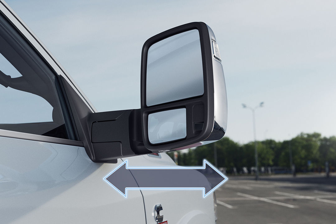 Close-up of telescopic towing mirror system