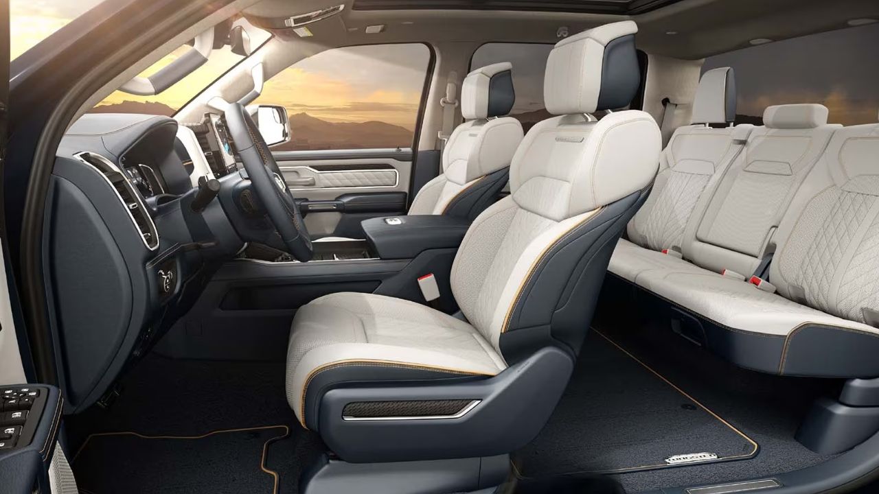 Vue sur les sièges du Ran REV 2025