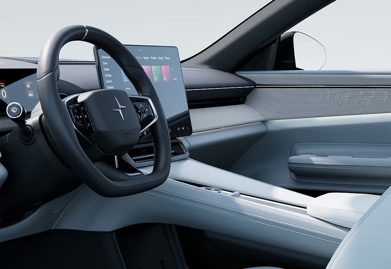 Polestar 4 Infotainment: Google Built-In, CarPlay, and Connected Driving
