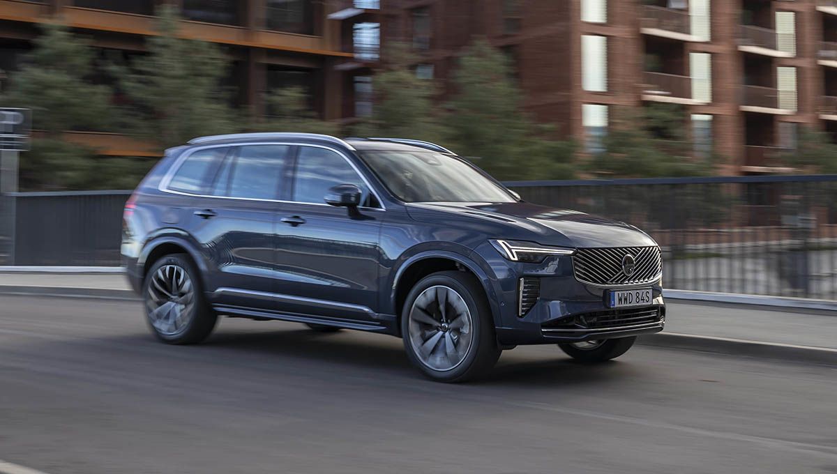 Why Volvo Consistently Earns Top Safety Ratings — And What It Means for Drivers in Montreal