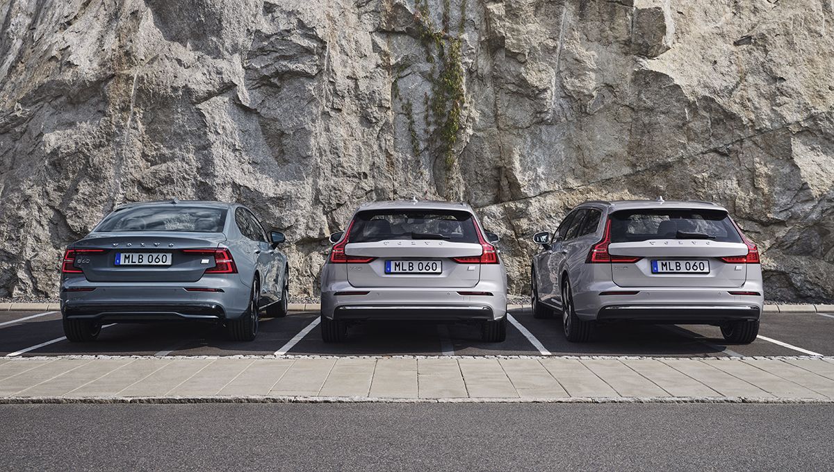 Volvo’s Cross Country Heritage: From the V70 XC to the EX30 and EX60