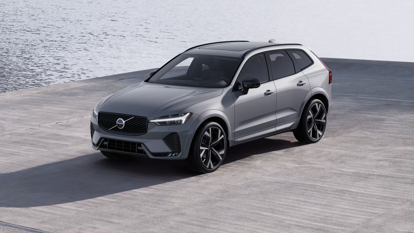 The 2026 XC60 Polestar Engineered Merges Power With Electric Range