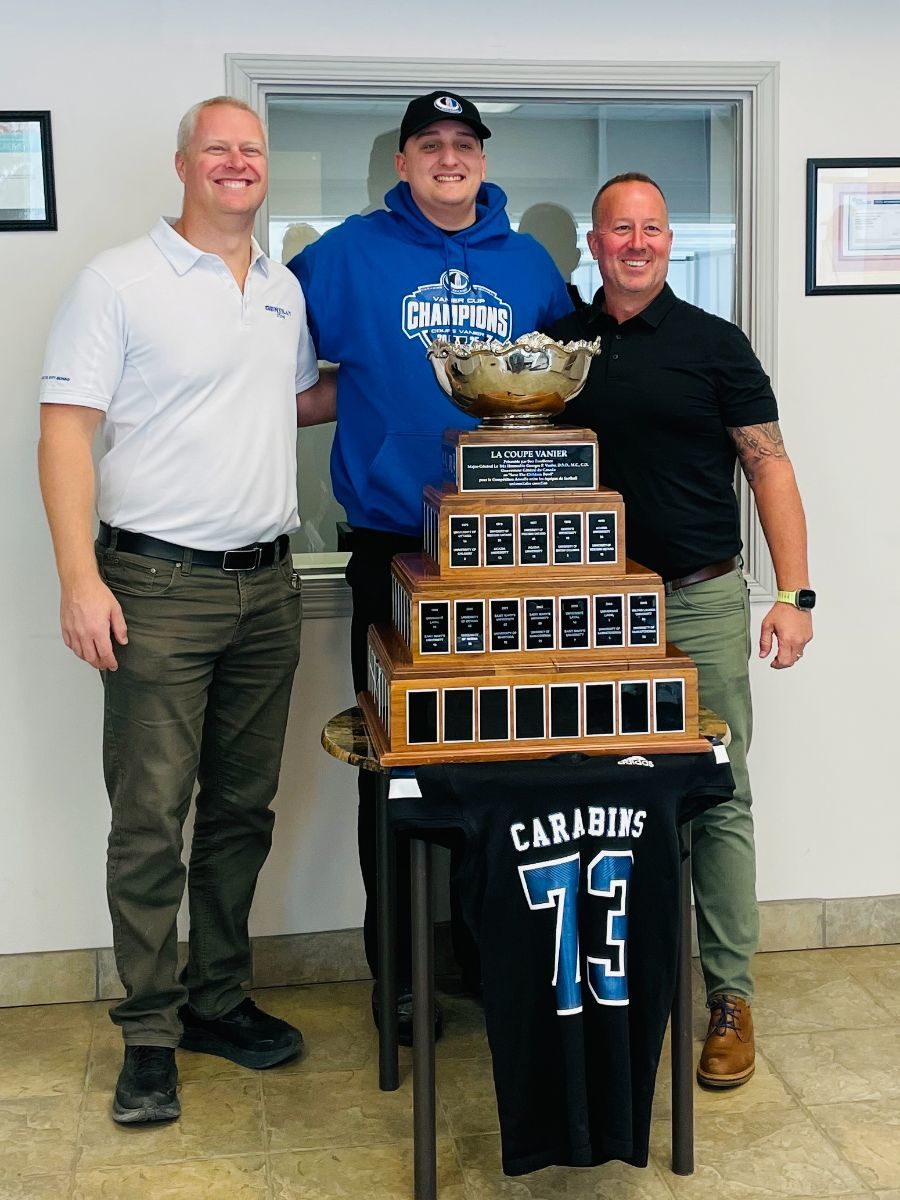 La Coupe Vanier de passage chez Gentilly Ford