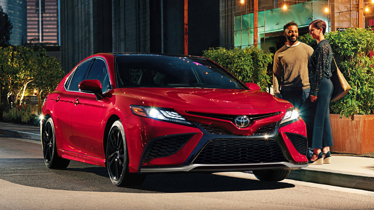 Toyota Camry and hybrid (2024 and 2025): price and specs