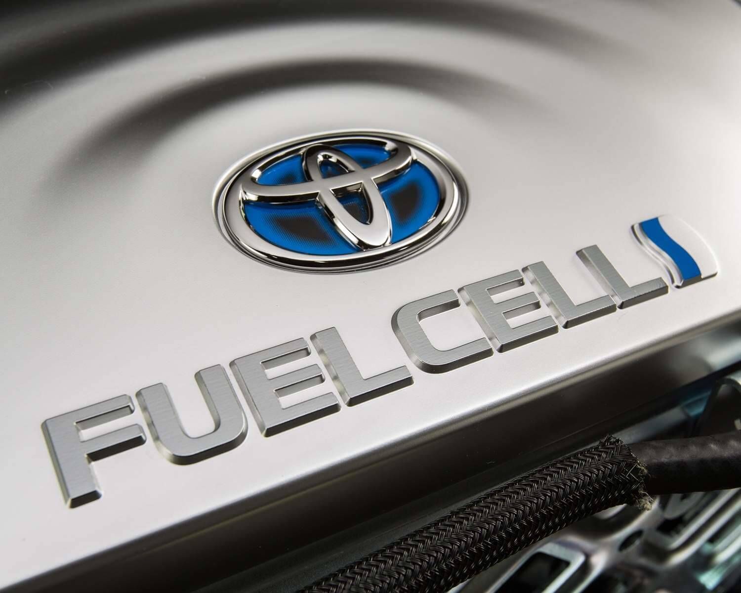 The letters FUELCELL printed on the body of a 2020 Toyota Mirai hydrogen car