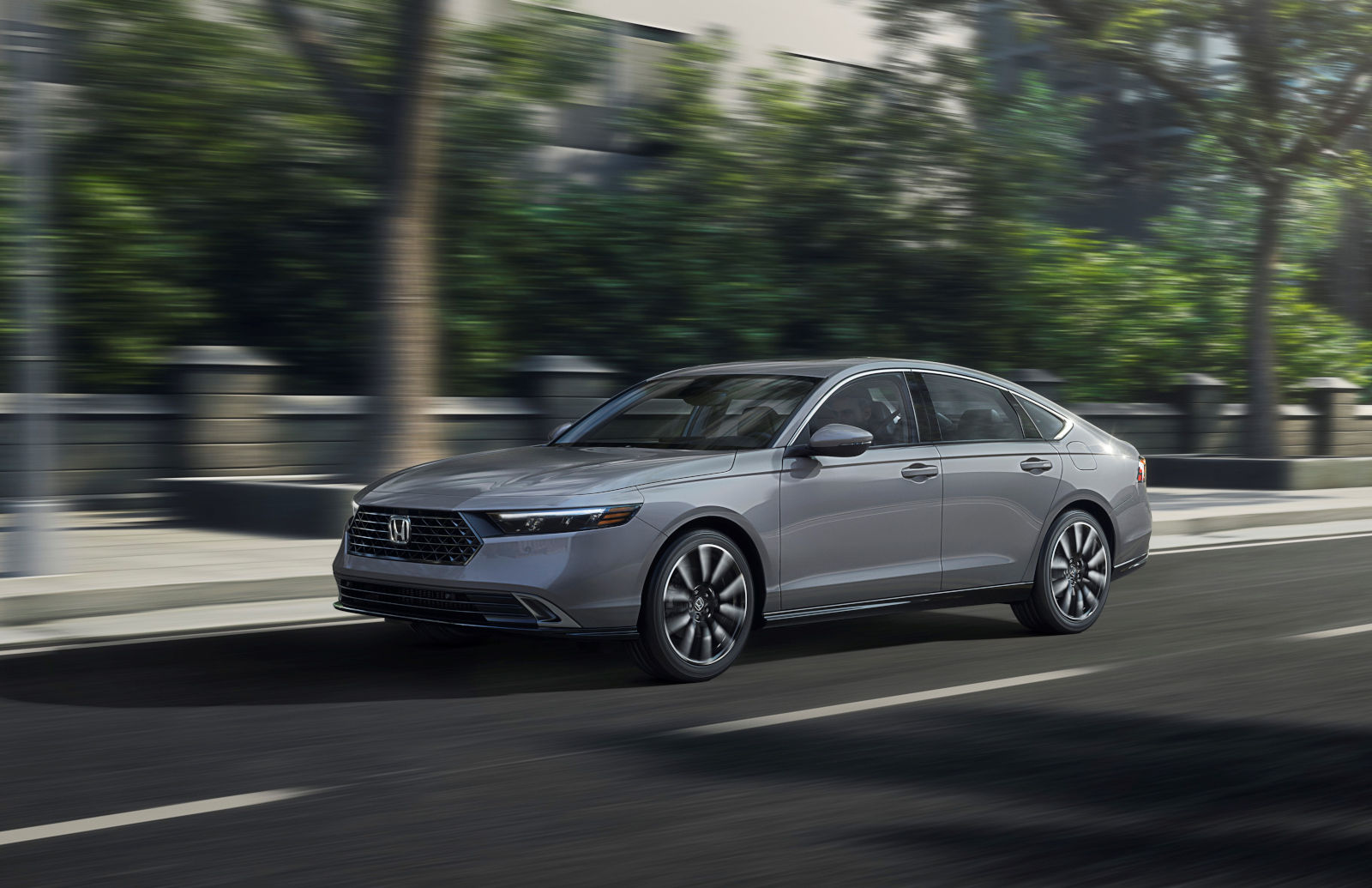 Voici pourquoi la Honda Accord hybride 2025 est en tête de peloton en matière de performance et d'efficacité