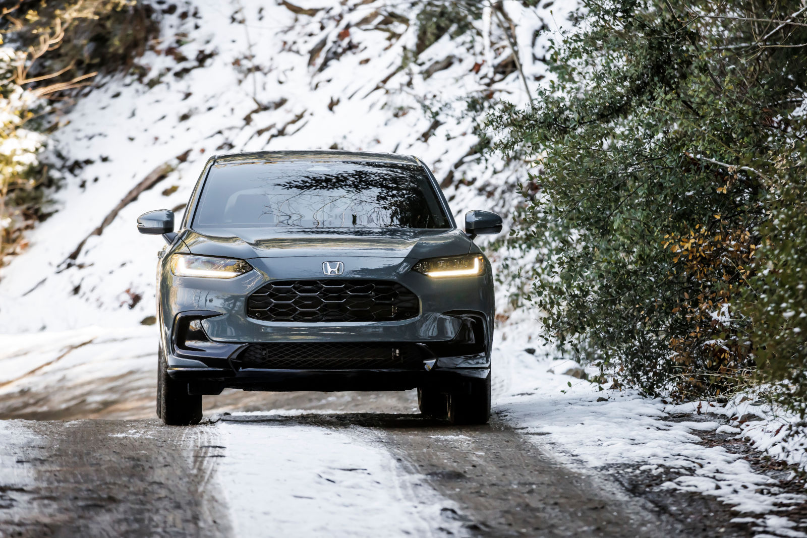 Un VUS prêt pour l'hiver ? Le Honda HR-V 2025 prouve sa force