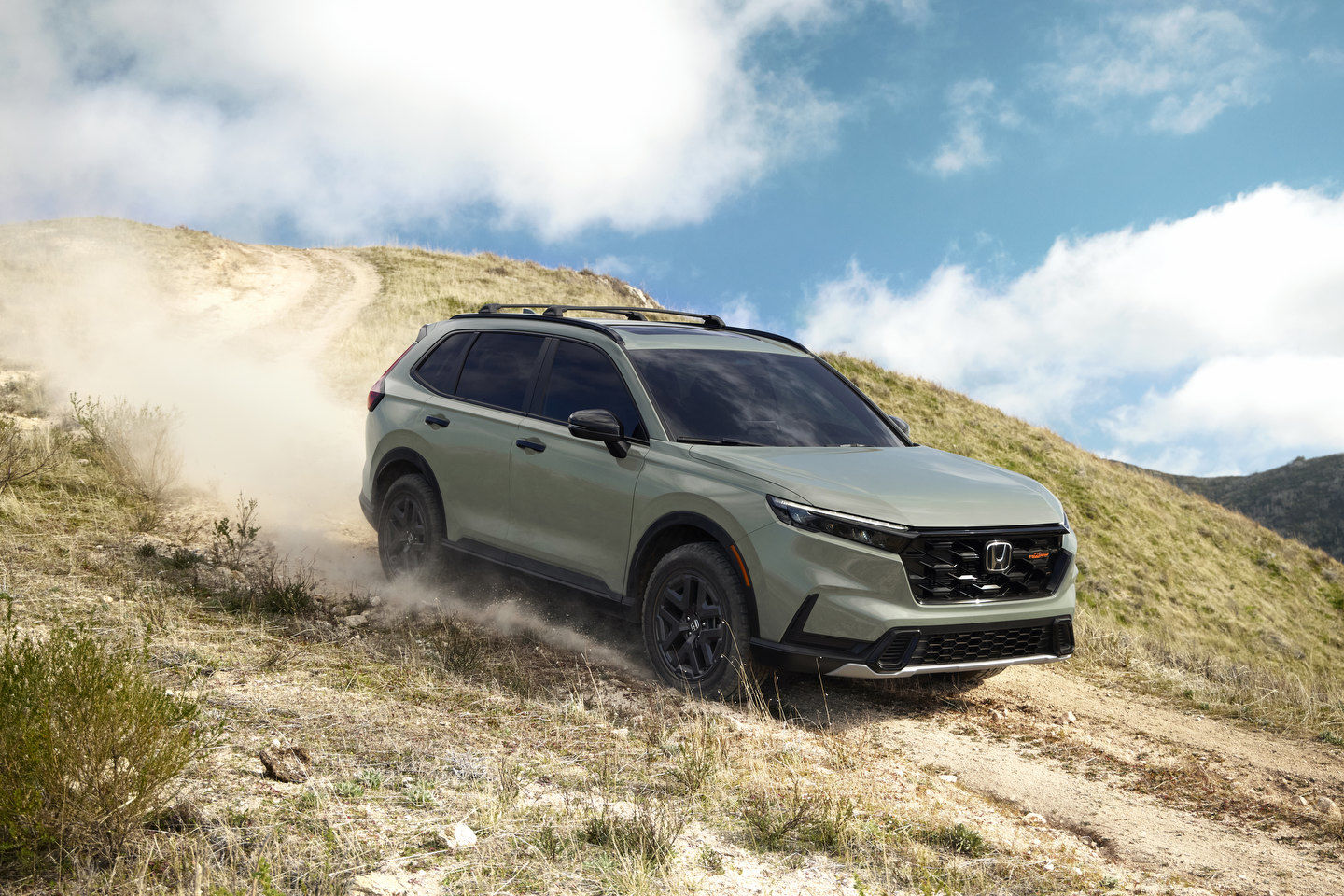 Le Honda CR-V 2026 accueille une toute nouvelle version hybride TrailSport