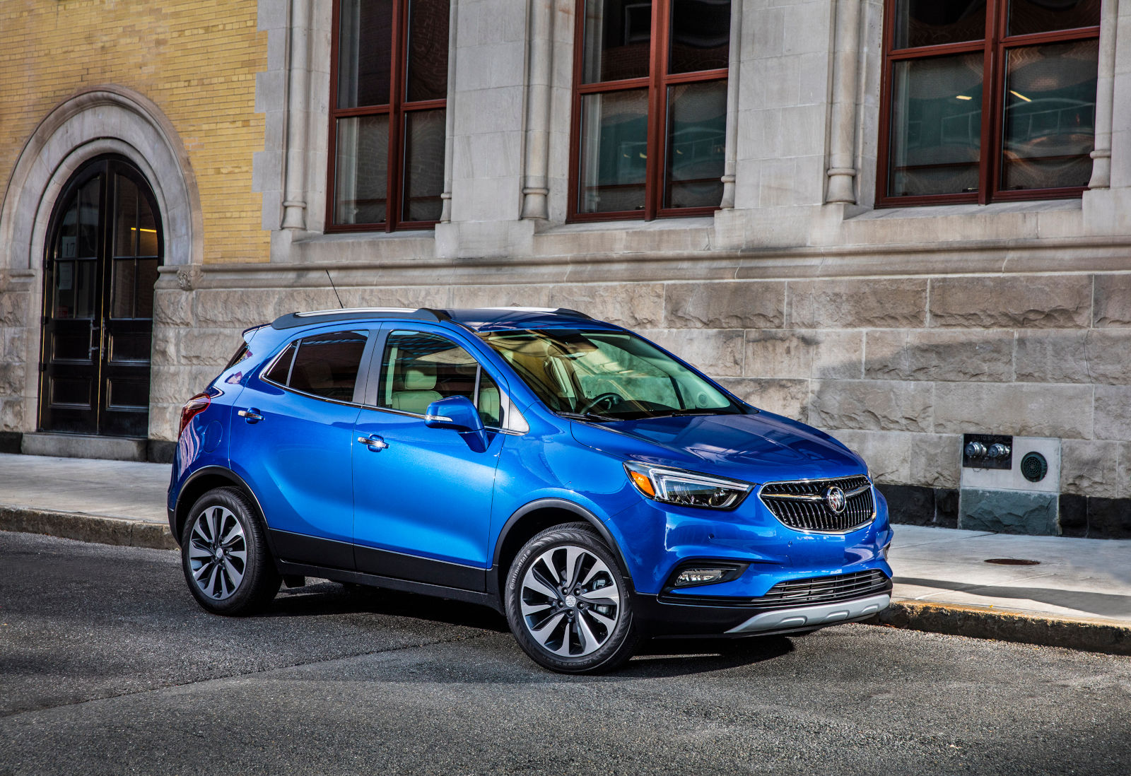 Agrémentez votre conduite estivale avec une Buick Encore d'occasion