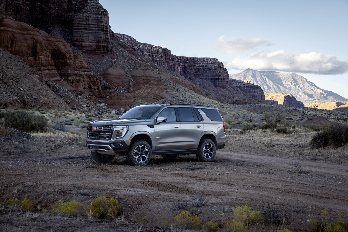 Premier regard au nouveau GMC Yukon 2025