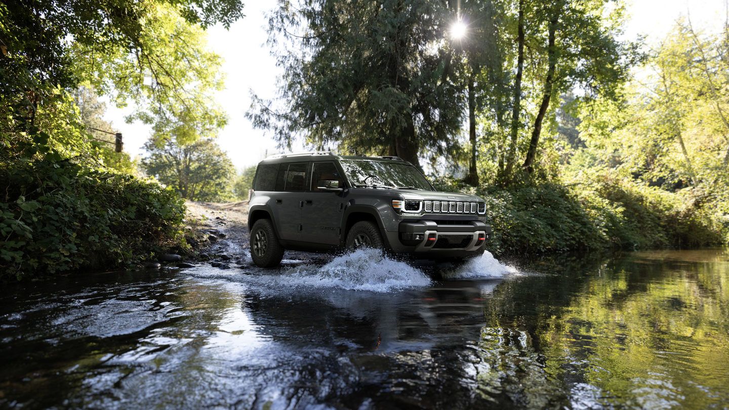 2026 Jeep Recon: The Only Electric Trail Rated SUV Built for New Brunswick's Backcountry