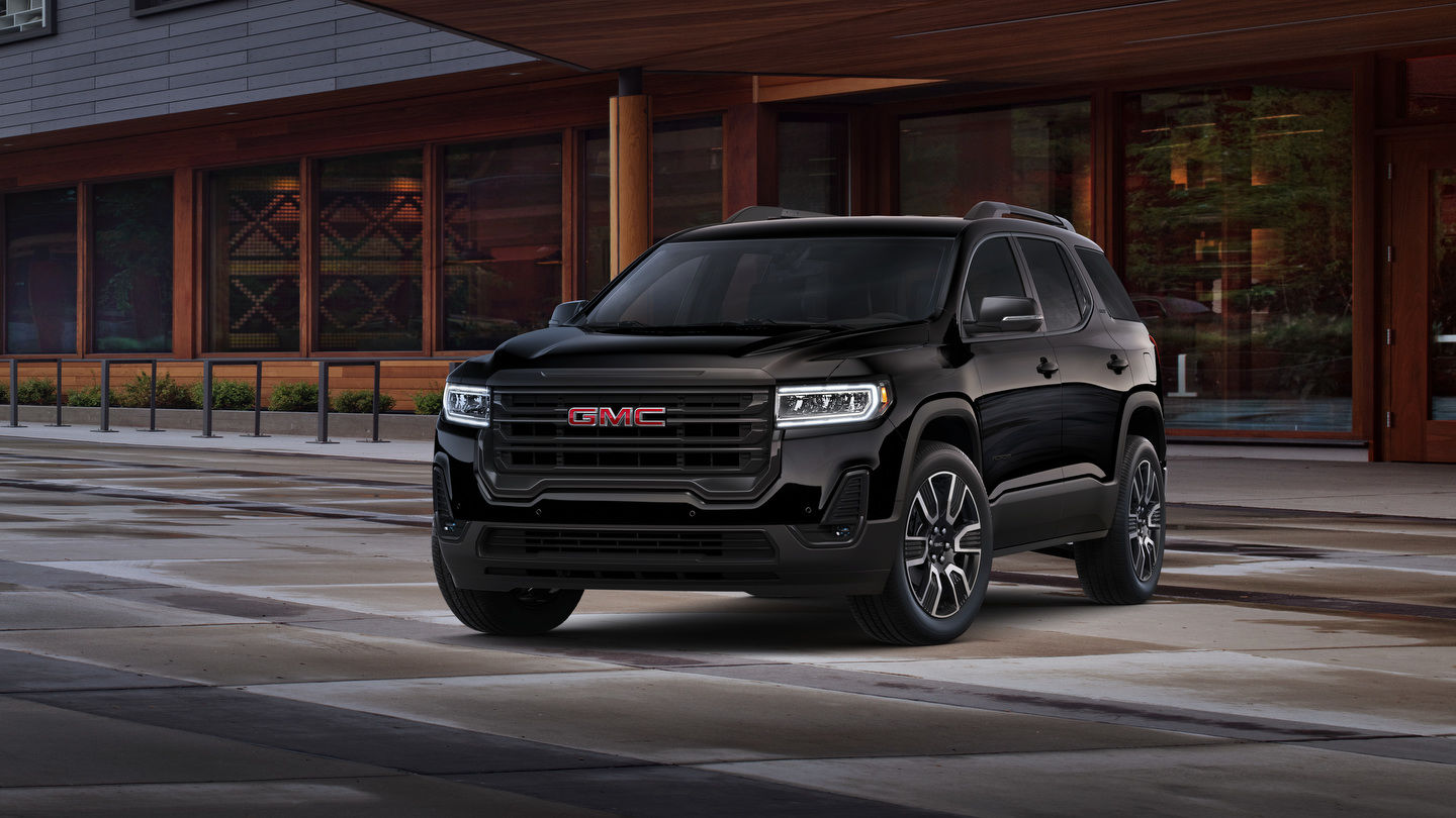 Discover the Advantages of Purchasing a Pre-Owned GMC SUV