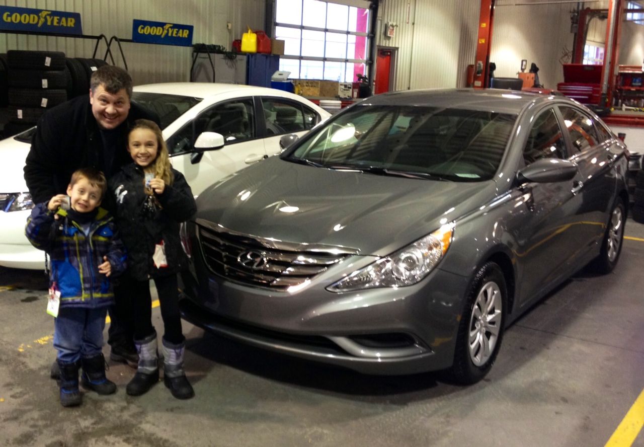 Personnel courtois et accueillant D'un client de Laval