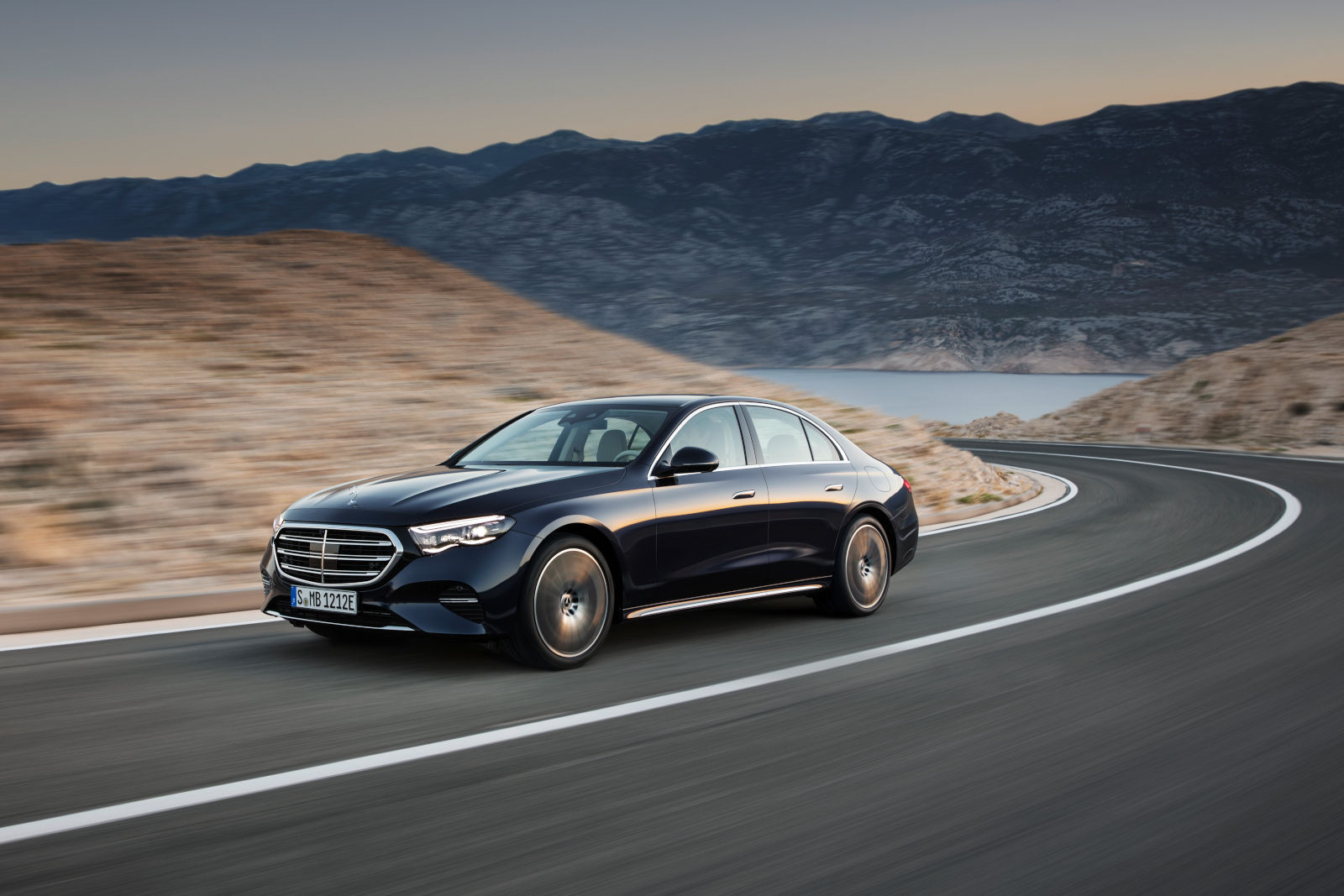 Redesigned 2025 Mercedes-Benz E-Class: The Legendary Luxury Sedan Gets Even Better