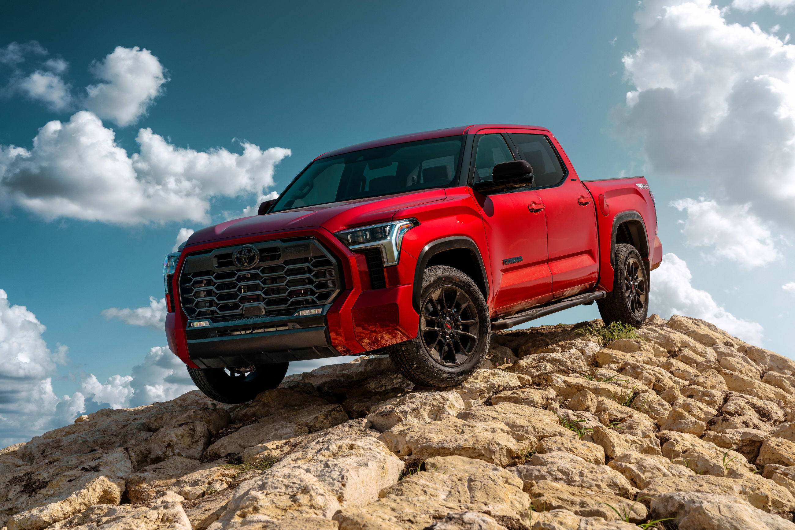 10 Features That Make the 2025 Toyota Tundra Stand Out