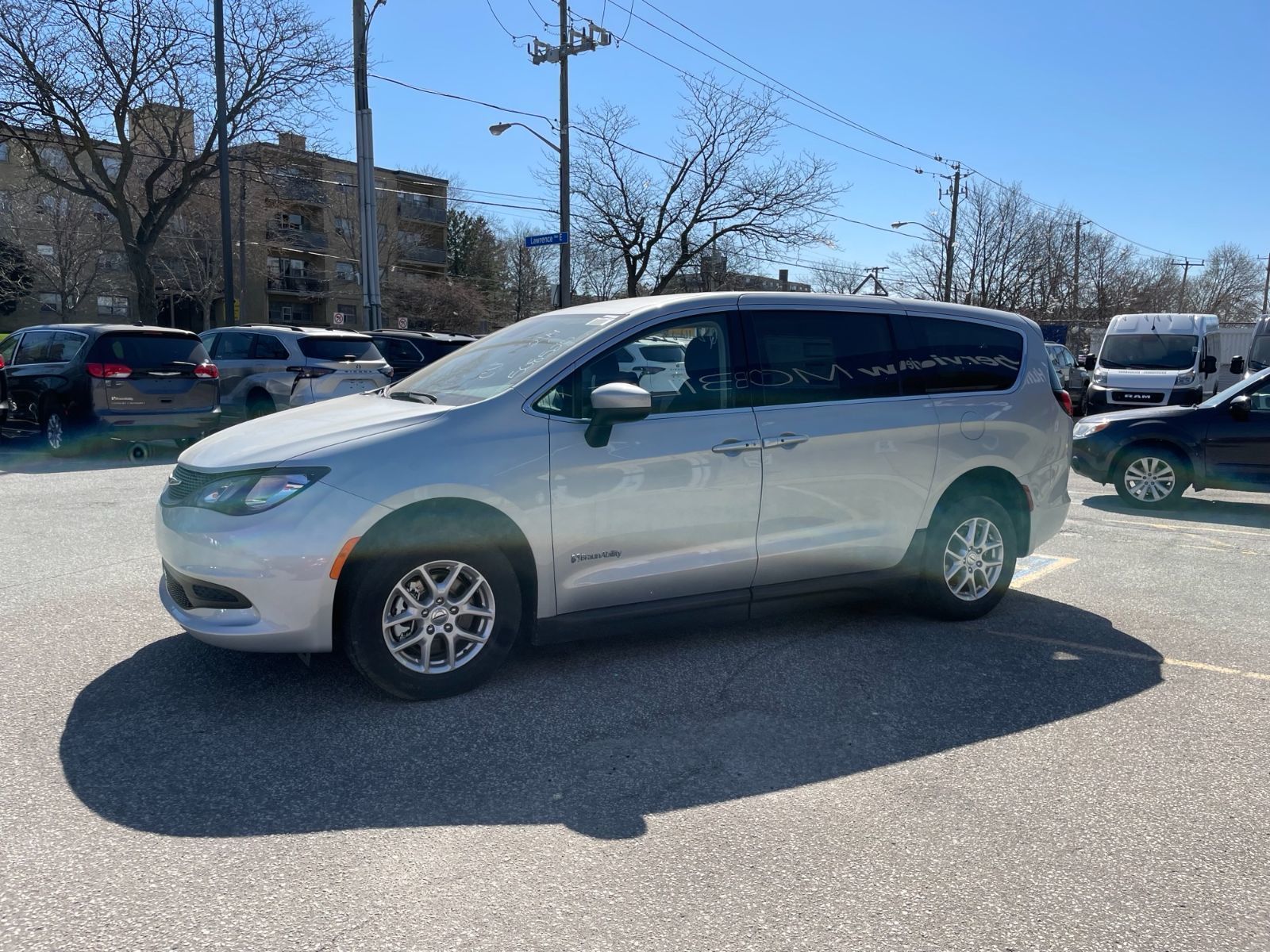2024 Chrysler Grand Caravan - a grey 2024 Chrysler Grand Caravan accessible van - Humberview Mobility, accessible vehicle dealer in Toronto, Ontario