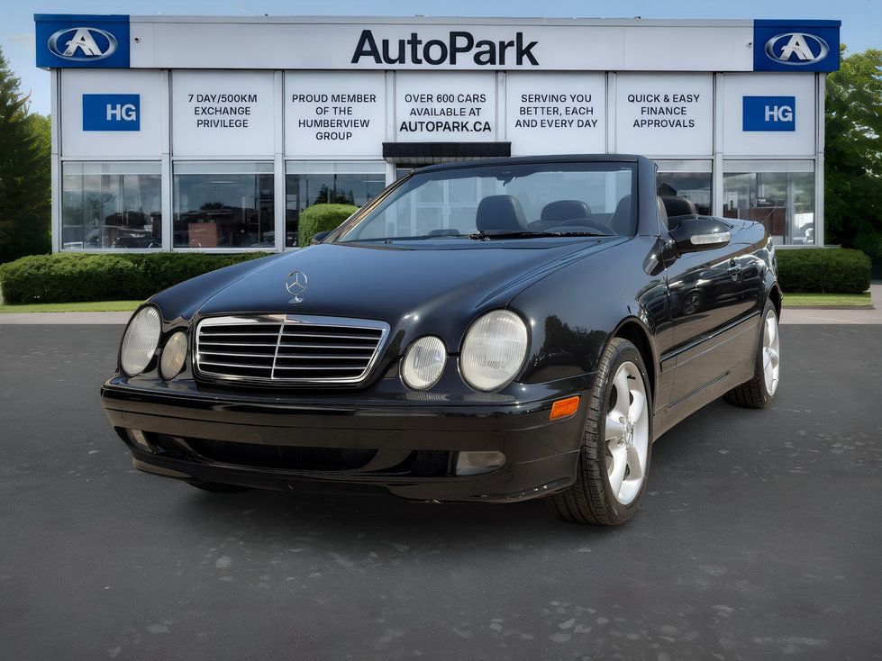 Mercedes-Benz CLK - Front three-quarter view of a black Mercedes-Benz CLK convertible - AutoPark Brampton - Used car dealership in Barrie, Ontario