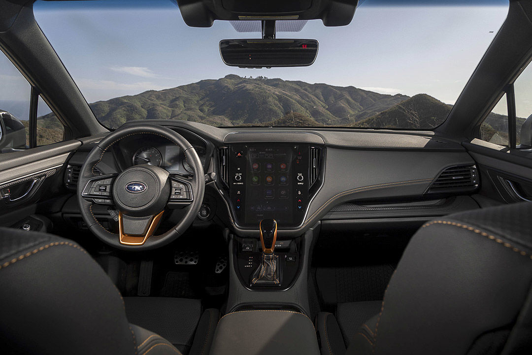 Cockpit de la Subaru Outback 2022 modèle Wilderness incluant toutes ses commodités