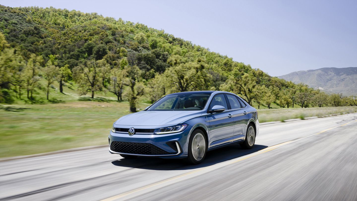 Which 2026 Volkswagen Jetta Trim Best Suits Long Summer Commutes?