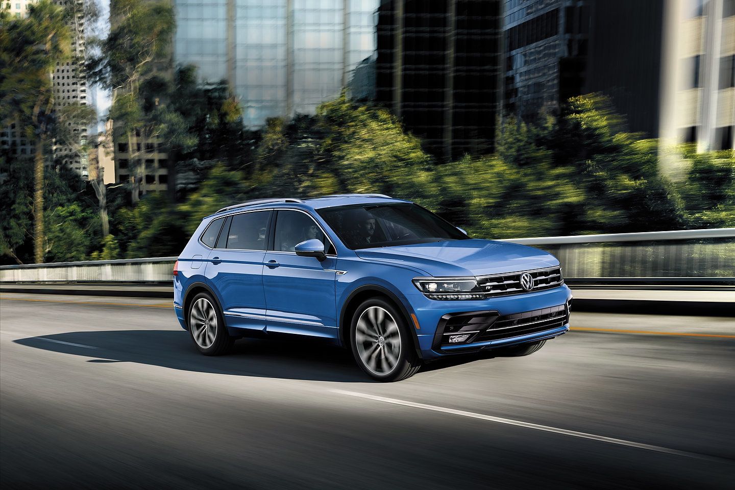 2020 Volkswagen Tiguan vs 2020 Hyundai Tucson: Driving Pleasure Matters