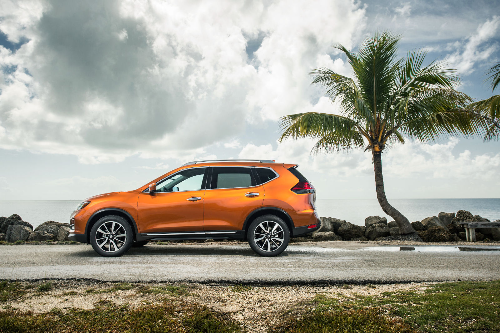 Maîtrisez la conduite hivernale avec un Nissan Rogue d'occasion