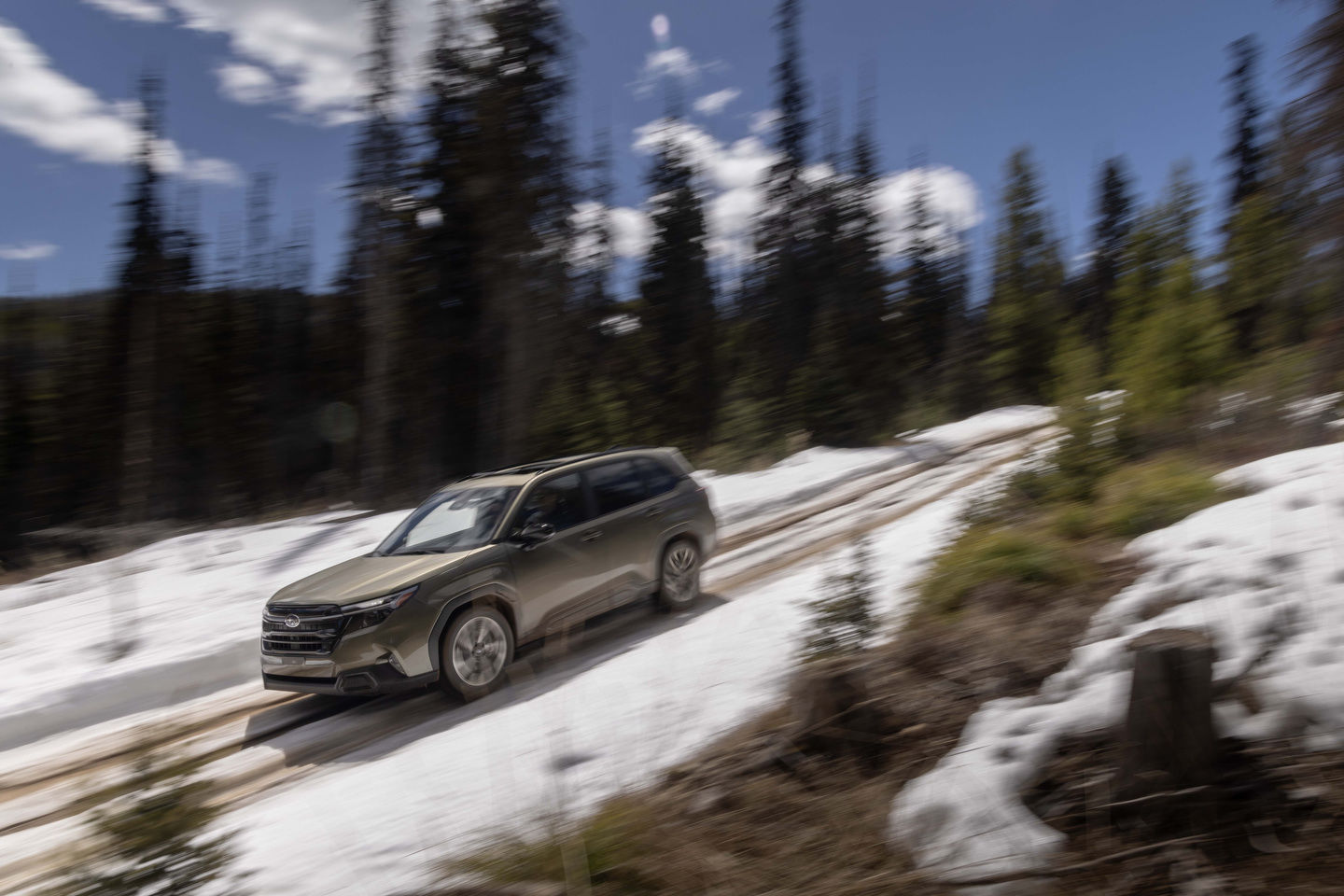 5 caractéristiques familiales qui font du Subaru Forester 2025 un véhicule parfait pour les familles québécoises