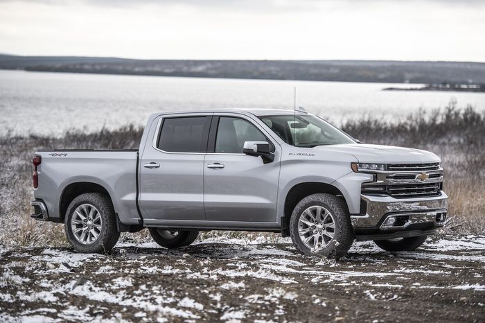 Meilleurs camions et VUS d'occasion pour remorquer votre motoneige