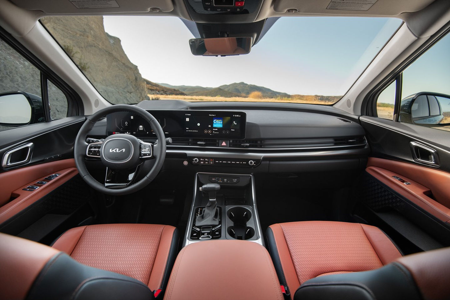 7 Interior Features That Make the 2025 Kia Carnival Exceptionally Versatile