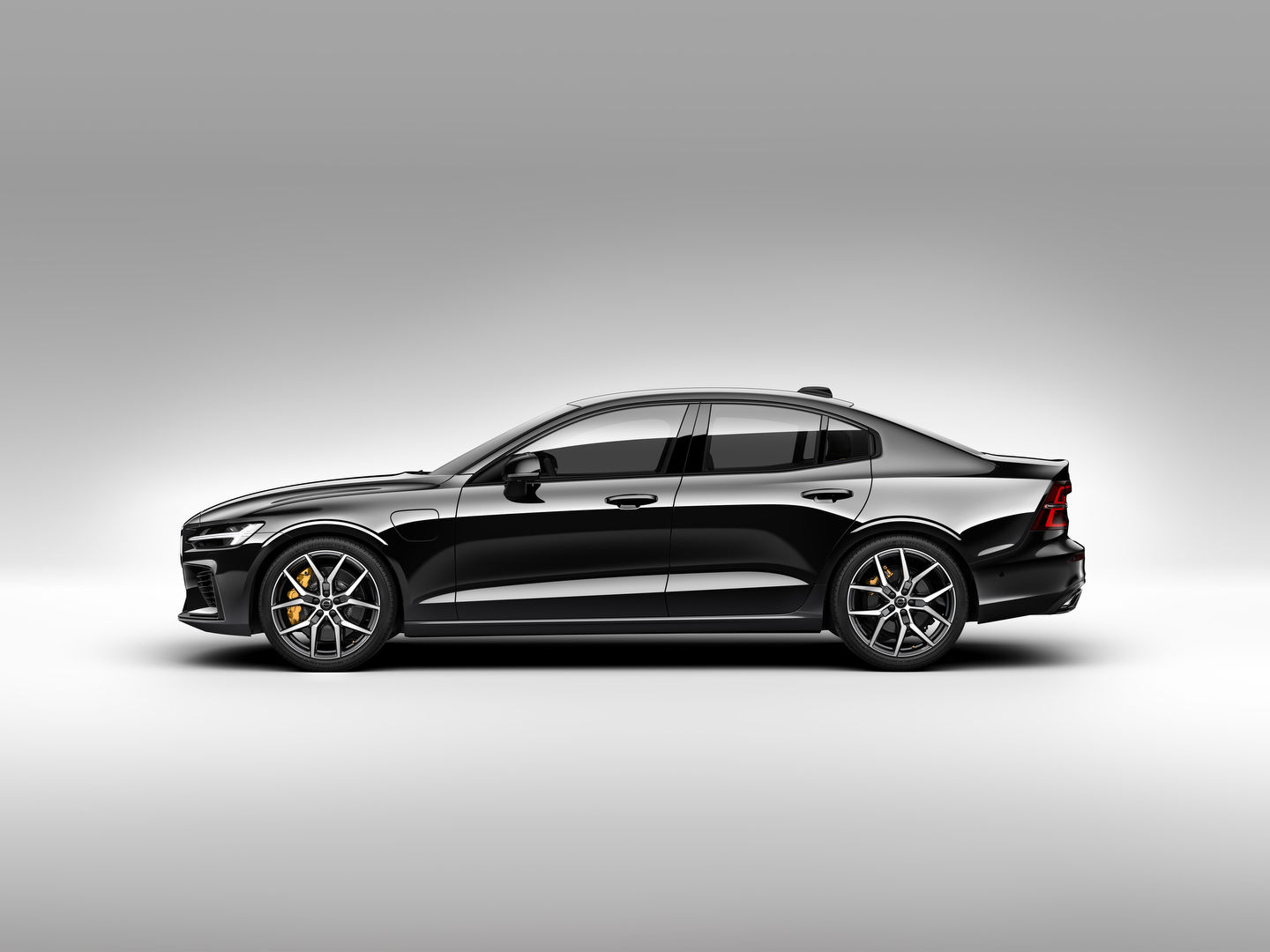 What Makes the New Volvo S60 Recharge Special?